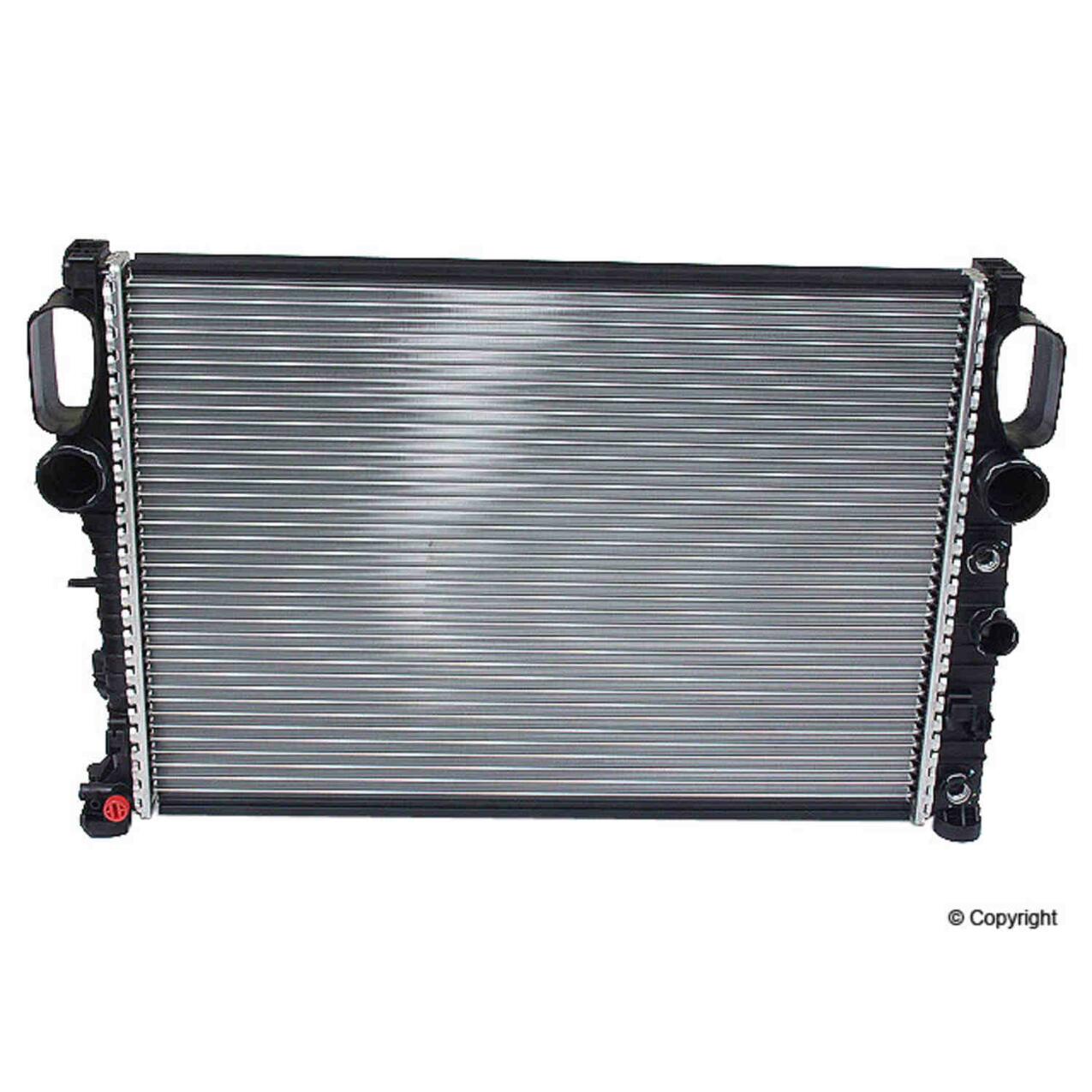 Mercedes Radiator 2115000102 - Behr 376718011